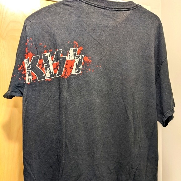 KISS - Picture 4 of 4
